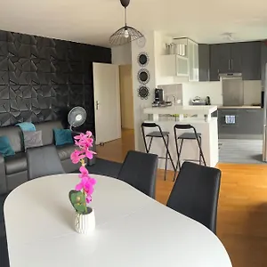 Apartamento Orchidees 5pers Parking Wifi, Choisy-le-Roi